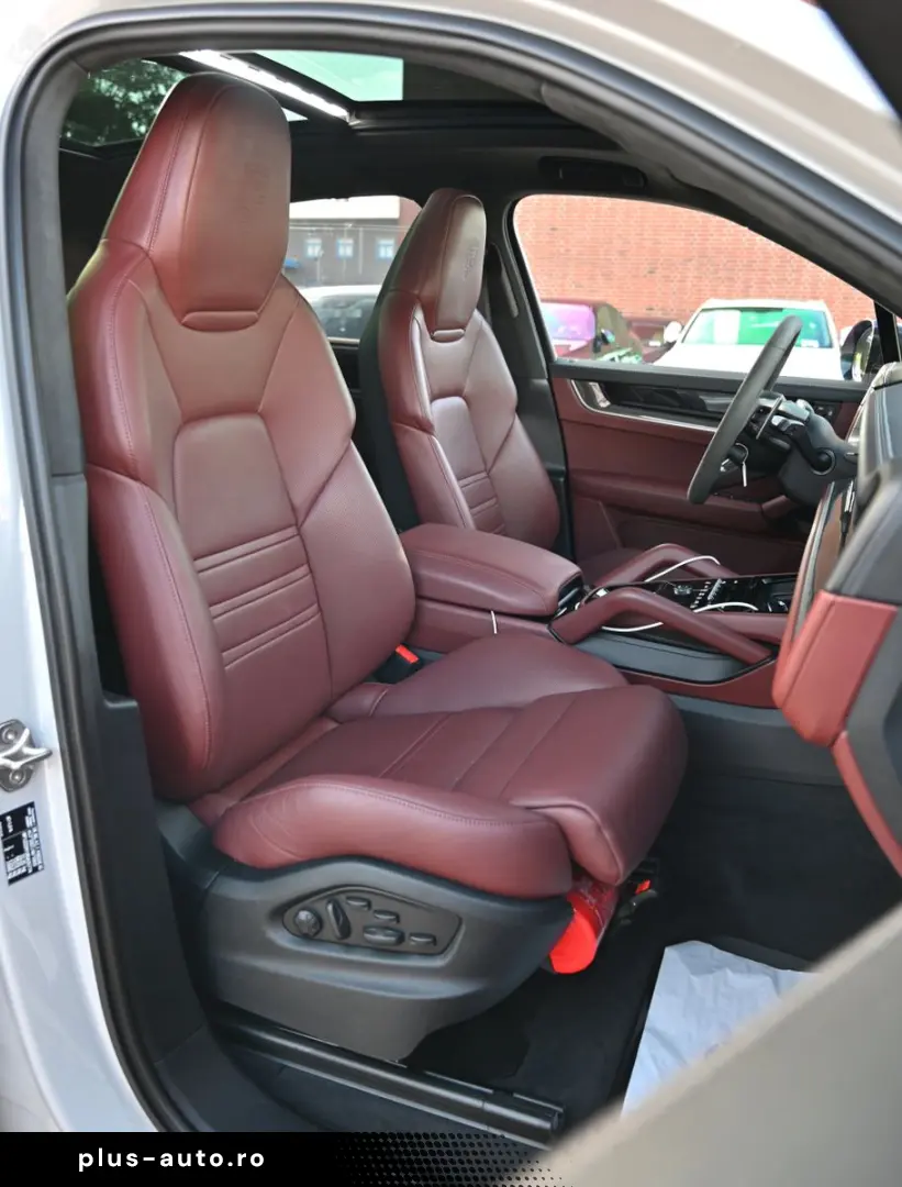 PORSCHE Cayenne S E-Hybrid 1Hd CARBON KREIDE BURMES SOFT