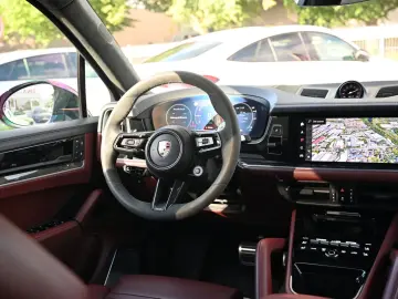 PORSCHE Cayenne S E-Hybrid 1Hd CARBON KREIDE BURMES SOFT