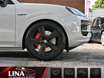 PORSCHE Cayenne S E-Hybrid 1Hd CARBON KREIDE BURMES SOFT