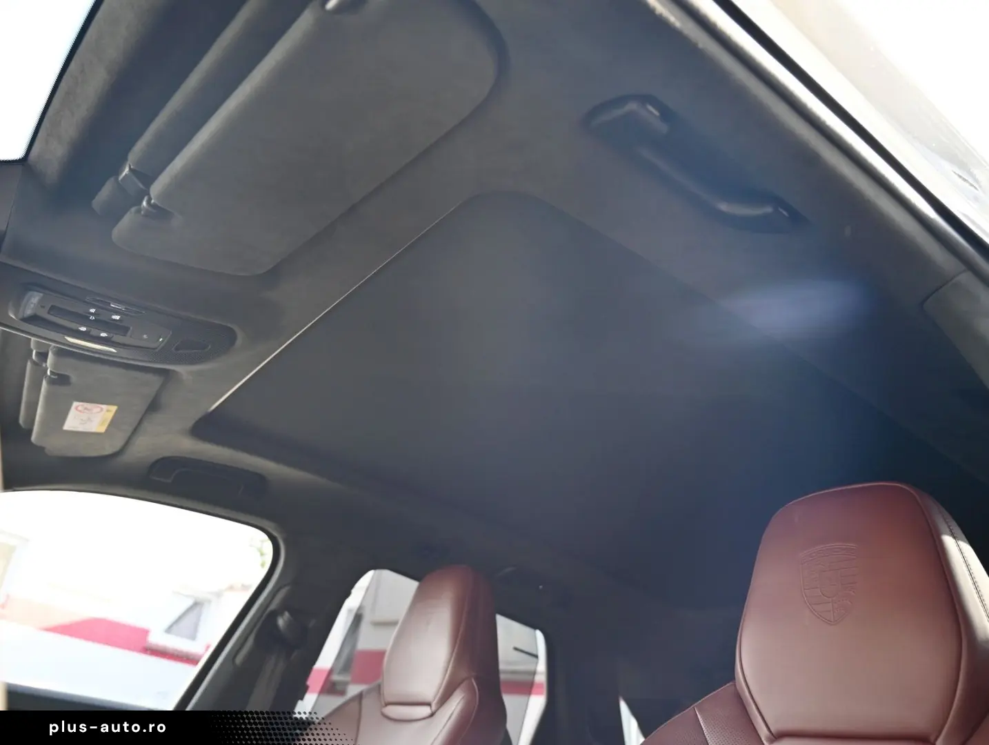 PORSCHE Cayenne S E-Hybrid 1Hd CARBON KREIDE BURMES SOFT