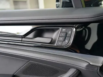 PORSCHE Panamera 4 S E-Hybrid SpAbgas Pano HUD Massage