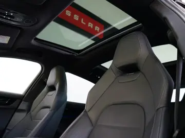 PORSCHE Panamera 4 S E-Hybrid SpAbgas Pano HUD Massage