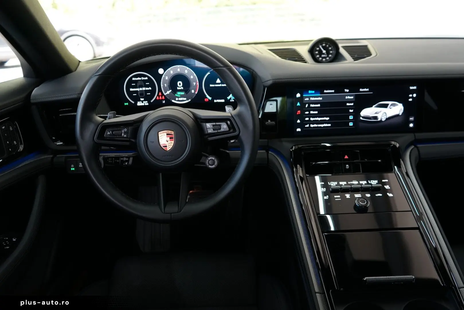 PORSCHE Panamera 4 S E-Hybrid SpAbgas Pano HUD Massage