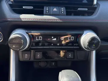 TOYOTA RAV 4 Plug-in Hybrid 4x4
