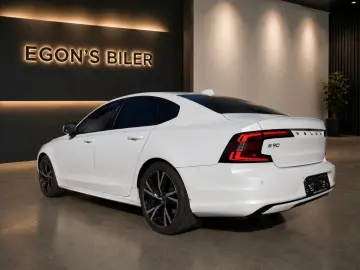 VOLVO S90 T8 Recharge AWD Geartronic R-Design Rech...