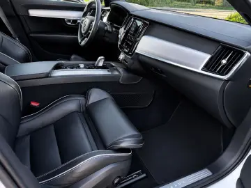 VOLVO S90 T8 Recharge AWD Geartronic R-Design Rech...