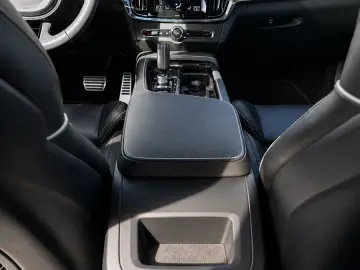VOLVO S90 T8 Recharge AWD Geartronic R-Design Rech...
