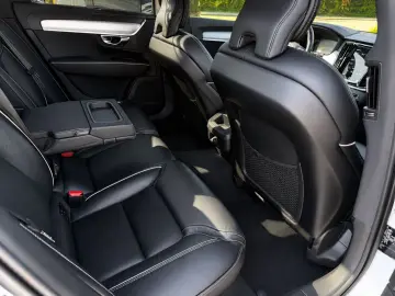 VOLVO S90 T8 Recharge AWD Geartronic R-Design Rech...