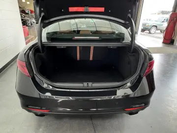 ALFA ROMEO Giulia 2.0 Ti Q4 Leder Xenon Carplay