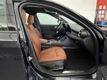 ALFA ROMEO Giulia 2.0 Ti Q4 Leder Xenon Carplay