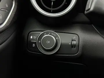 ALFA ROMEO Giulia 2.0 Ti Q4 Leder Xenon Carplay