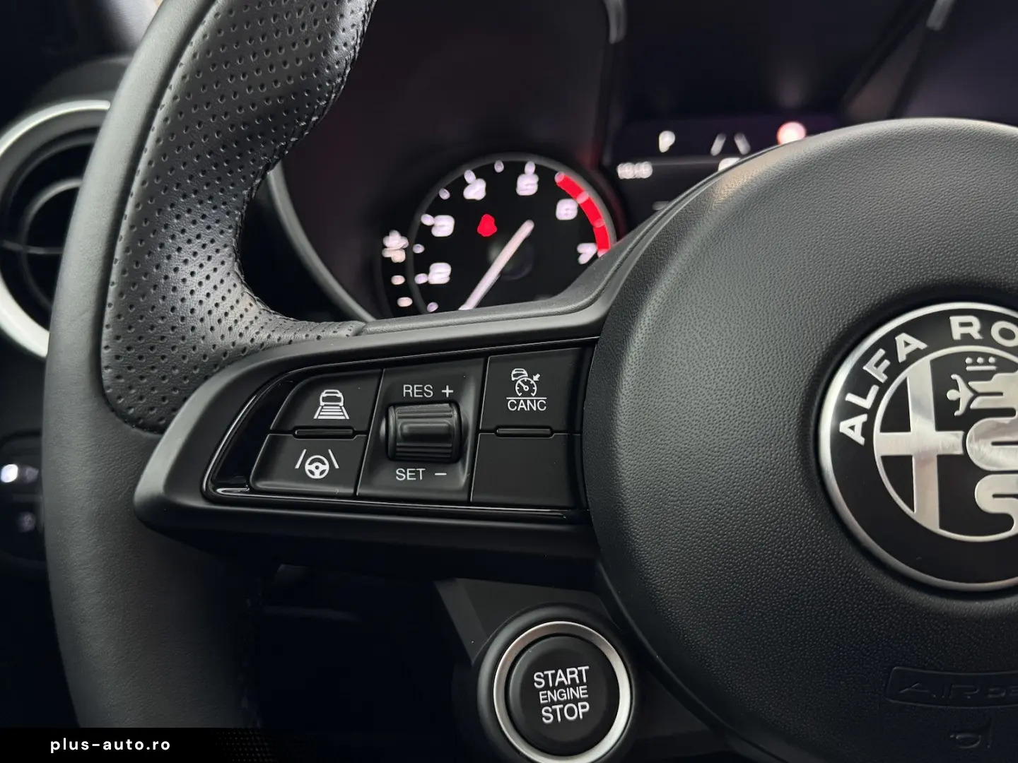 ALFA ROMEO Giulia 2.0 Ti Q4 Leder Xenon Carplay