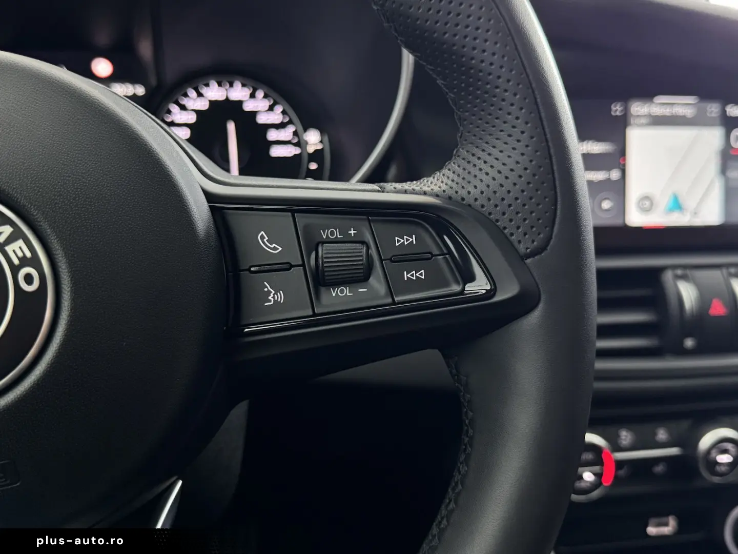 ALFA ROMEO Giulia 2.0 Ti Q4 Leder Xenon Carplay