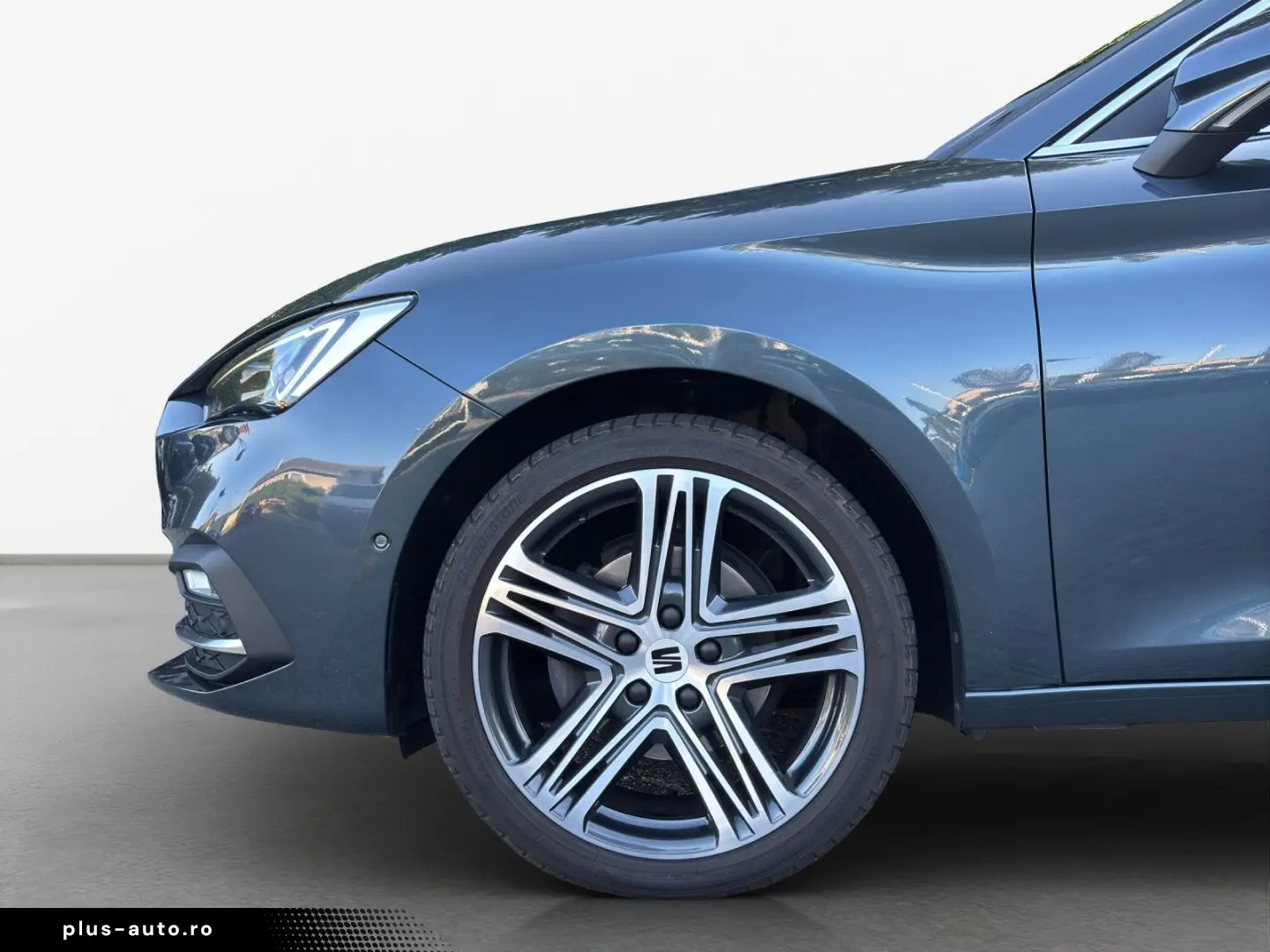 SEAT Leon 1.5 TSI Xcellence Plus Navi StHzg Voll-LED