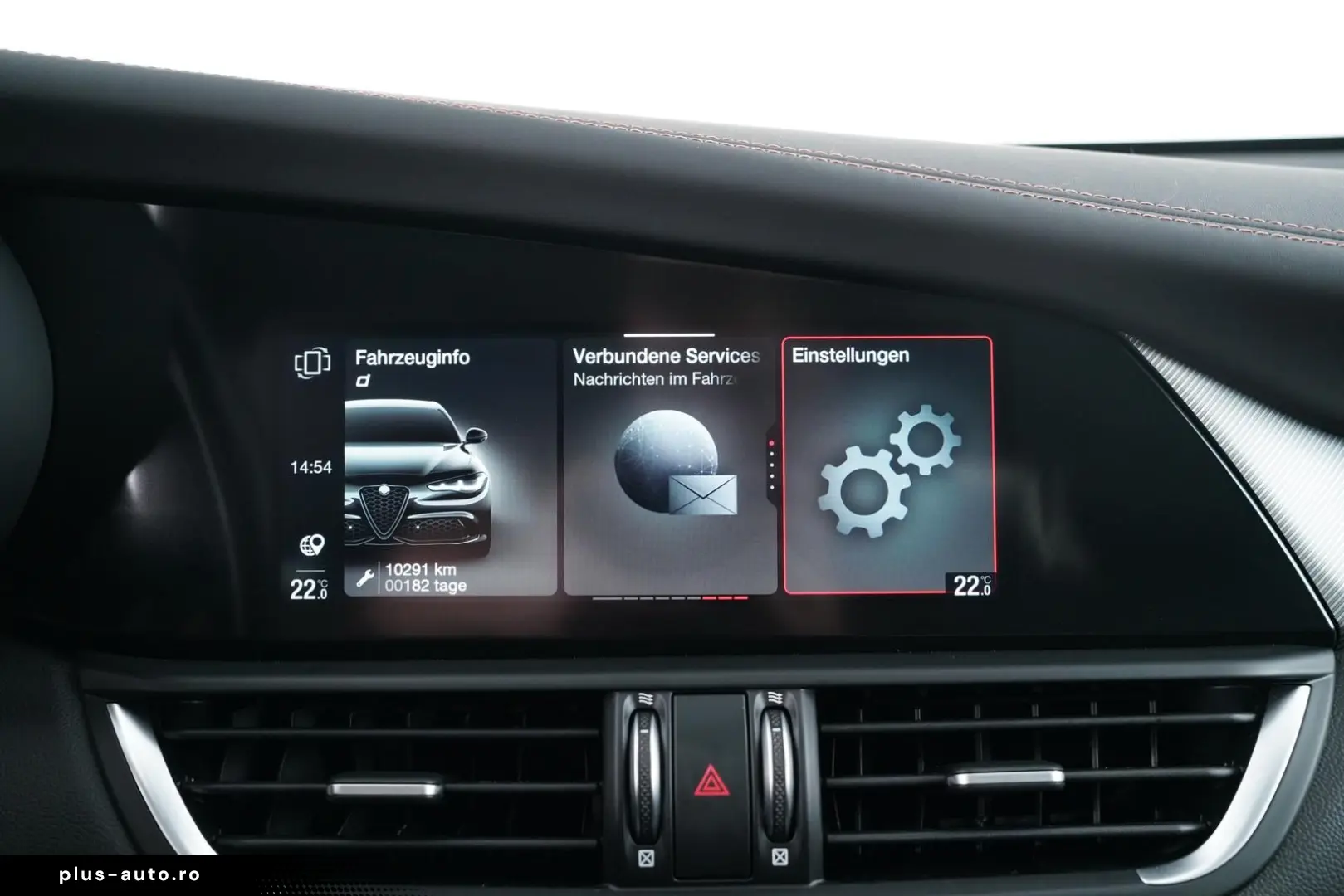 ALFA ROMEO GIULIA INTENSA Q4 2.0TURBO ABSTANDSTEMPOMAT LED