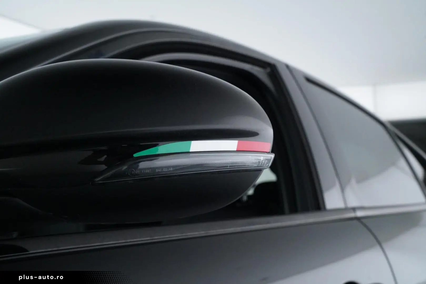 ALFA ROMEO GIULIA INTENSA Q4 2.0TURBO ABSTANDSTEMPOMAT LED