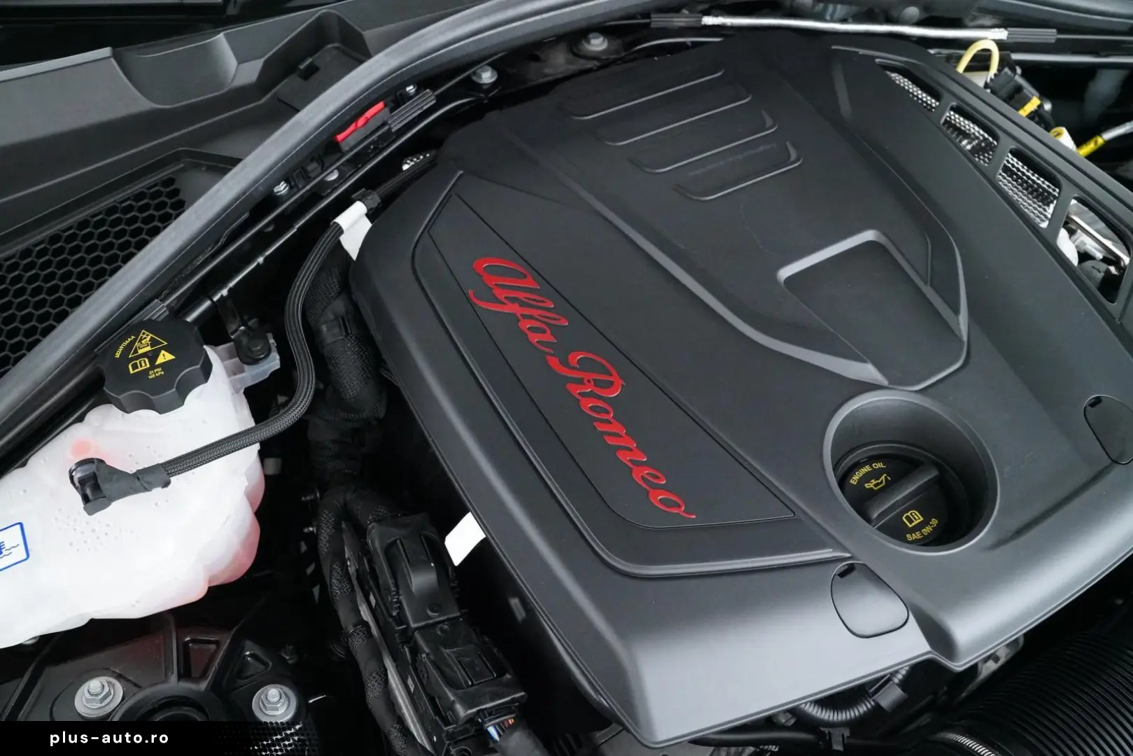 ALFA ROMEO GIULIA INTENSA Q4 2.0TURBO ABSTANDSTEMPOMAT LED
