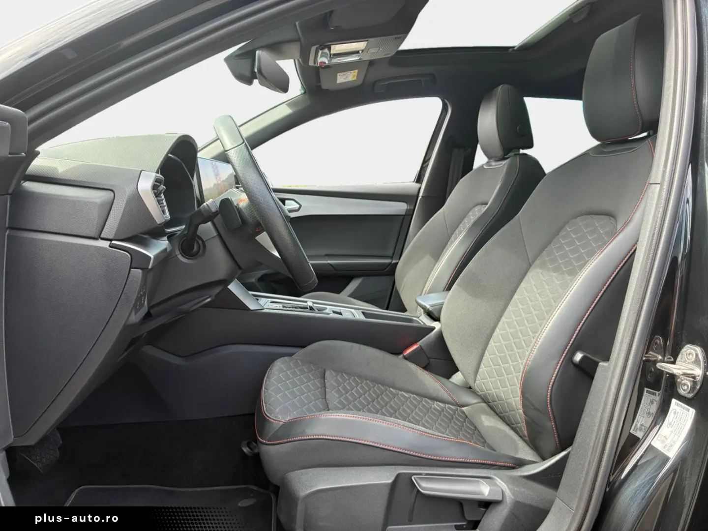 SEAT Leon 1.5 eTSI DSG FR Navi Schiebedach Standheizu