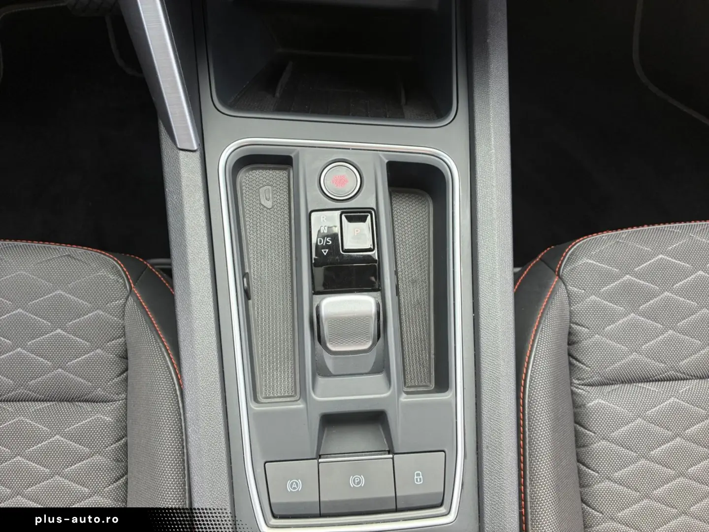 SEAT Leon 1.5 eTSI DSG FR Navi Schiebedach Standheizu