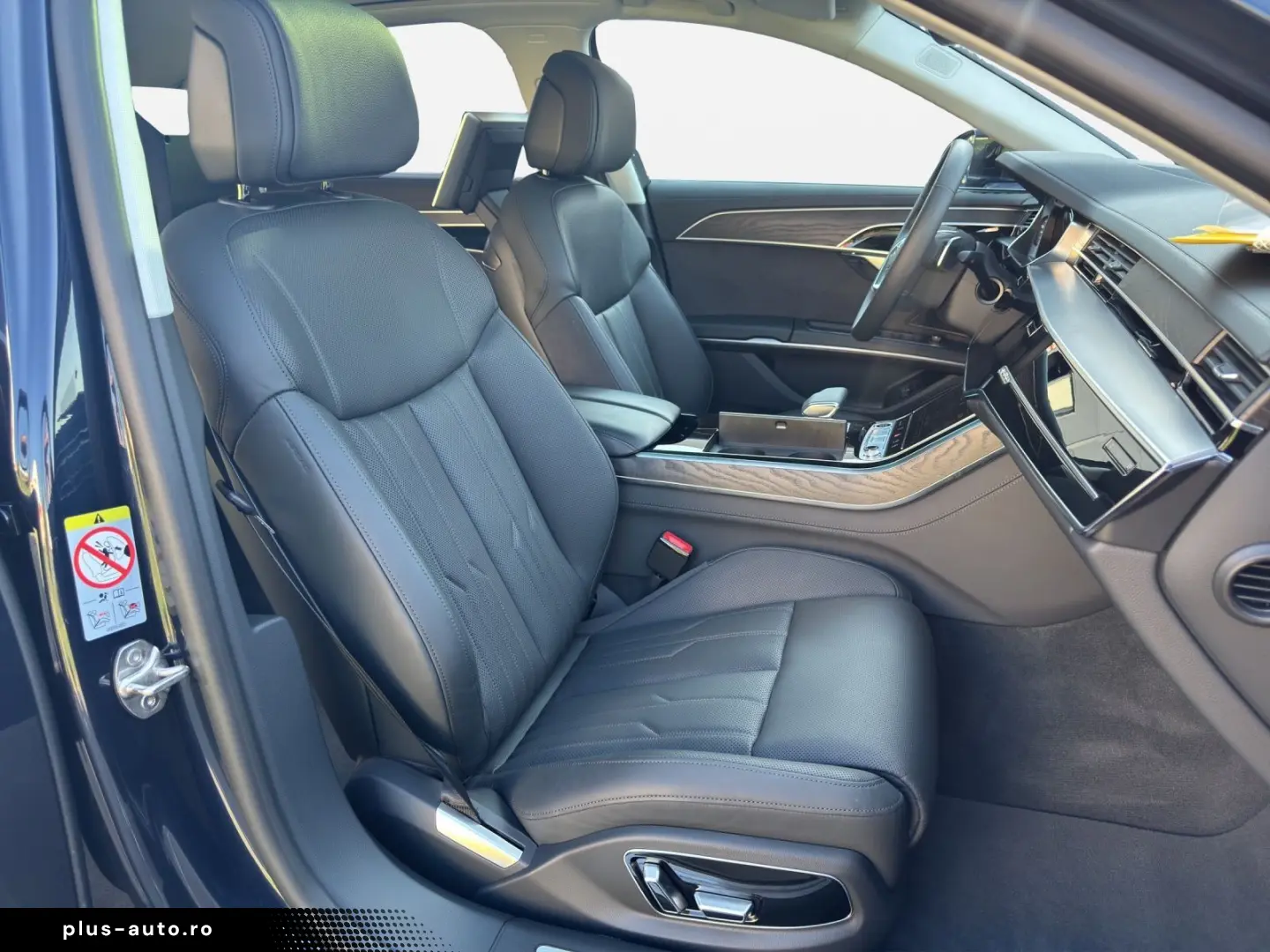 AUDI A8 L 60 TFSIe quattro S-LINE NAVI-PLUS MATRIX HU