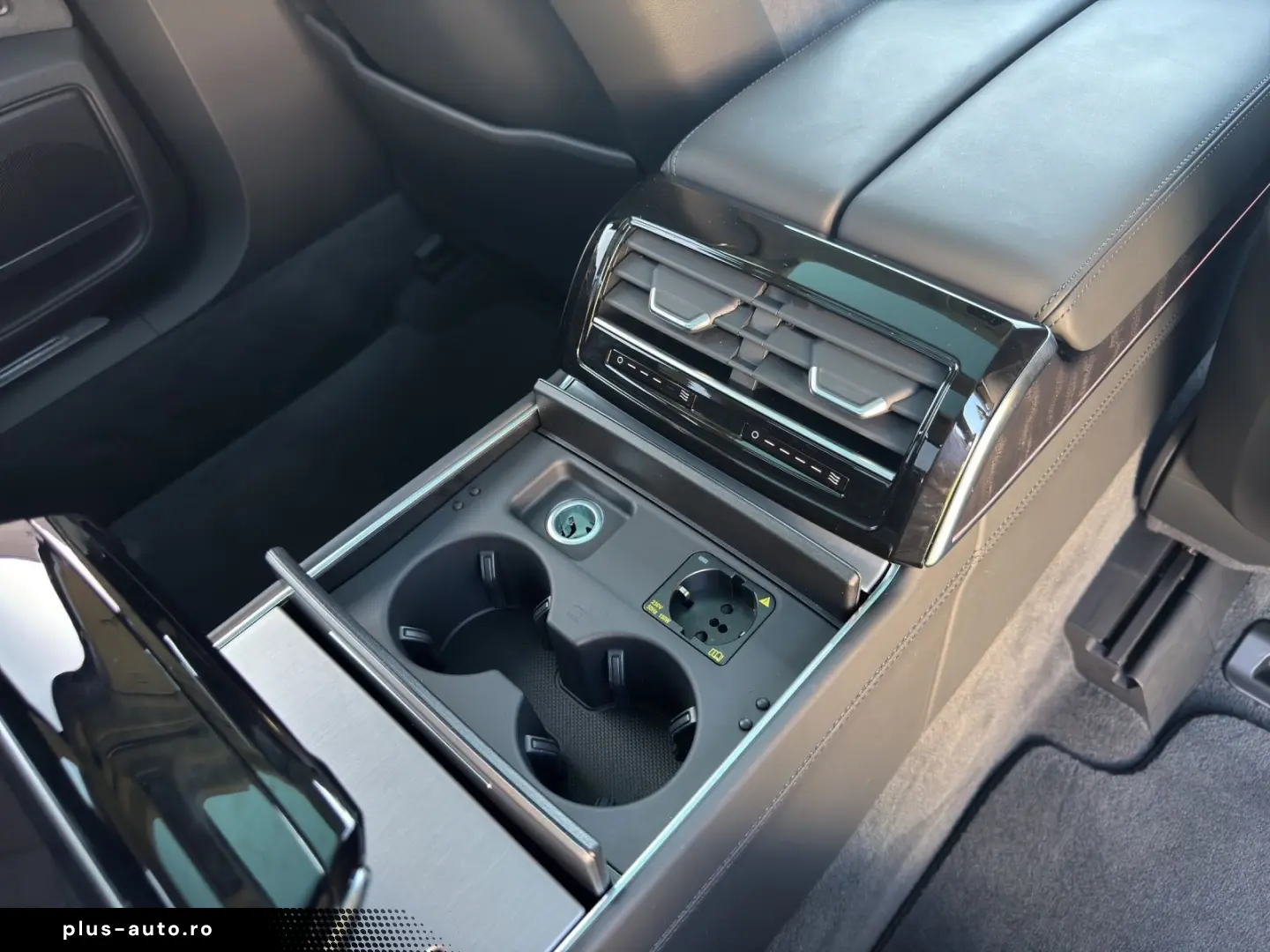 AUDI A8 L 60 TFSIe quattro S-LINE NAVI-PLUS MATRIX HU
