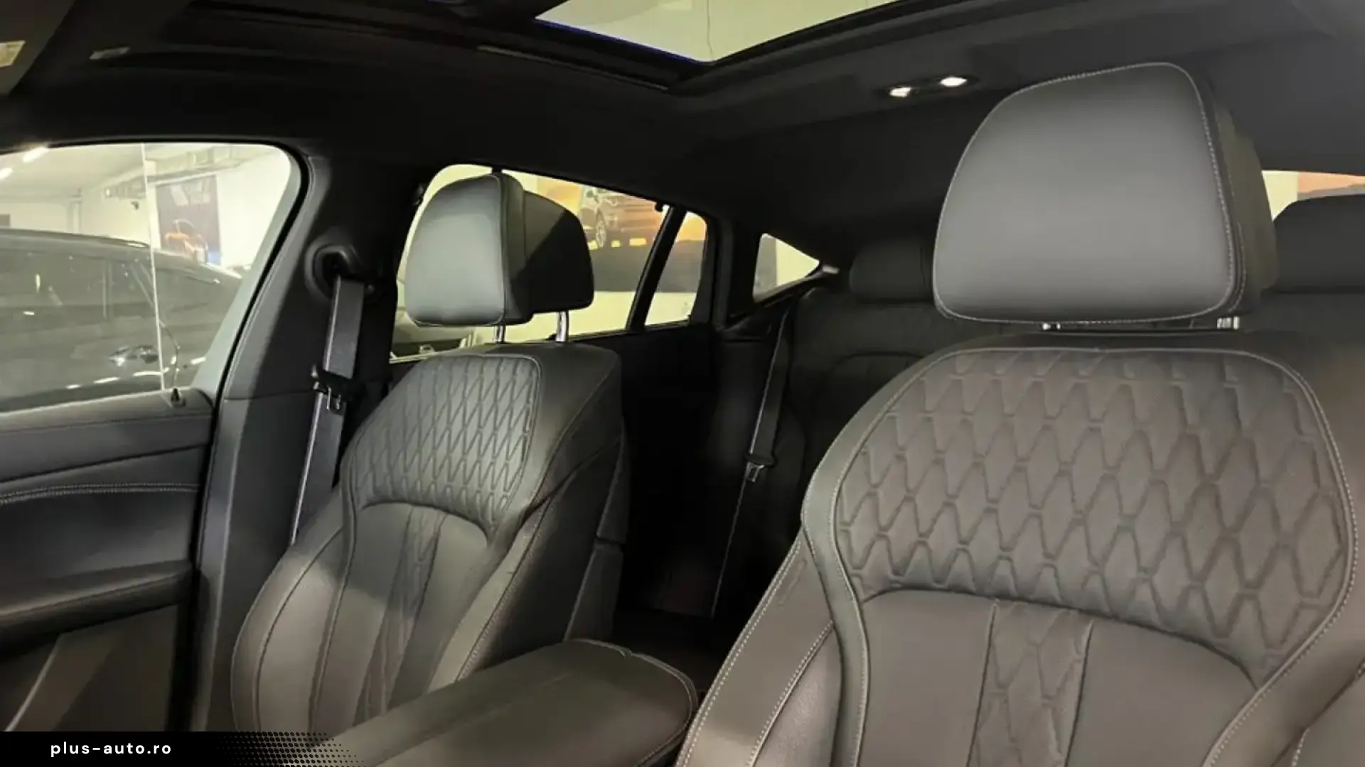 BMW X6 M60i 48V