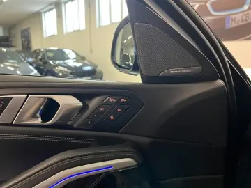 BMW X6 M60i 48V