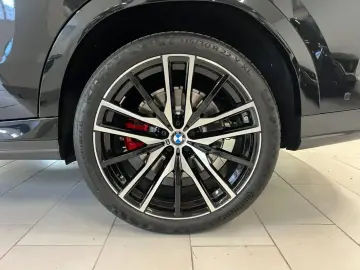BMW X6 M60i 48V