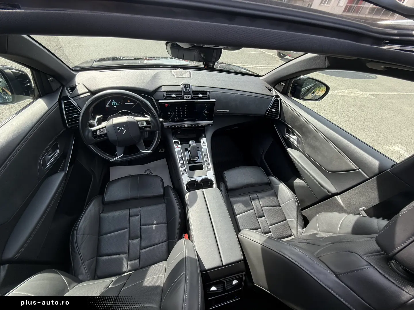 DS7 Crossback E-Tense 4x4 300cp Opera