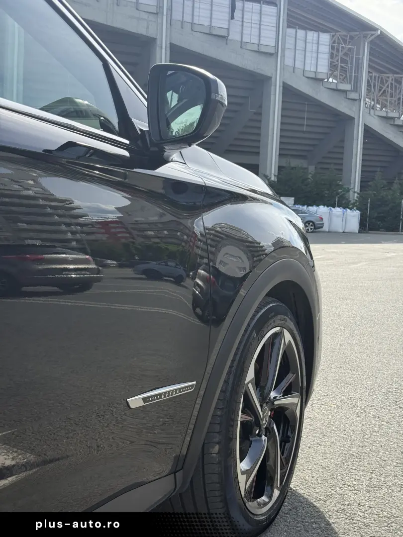 DS7 Crossback E-Tense 4x4 300cp Opera
