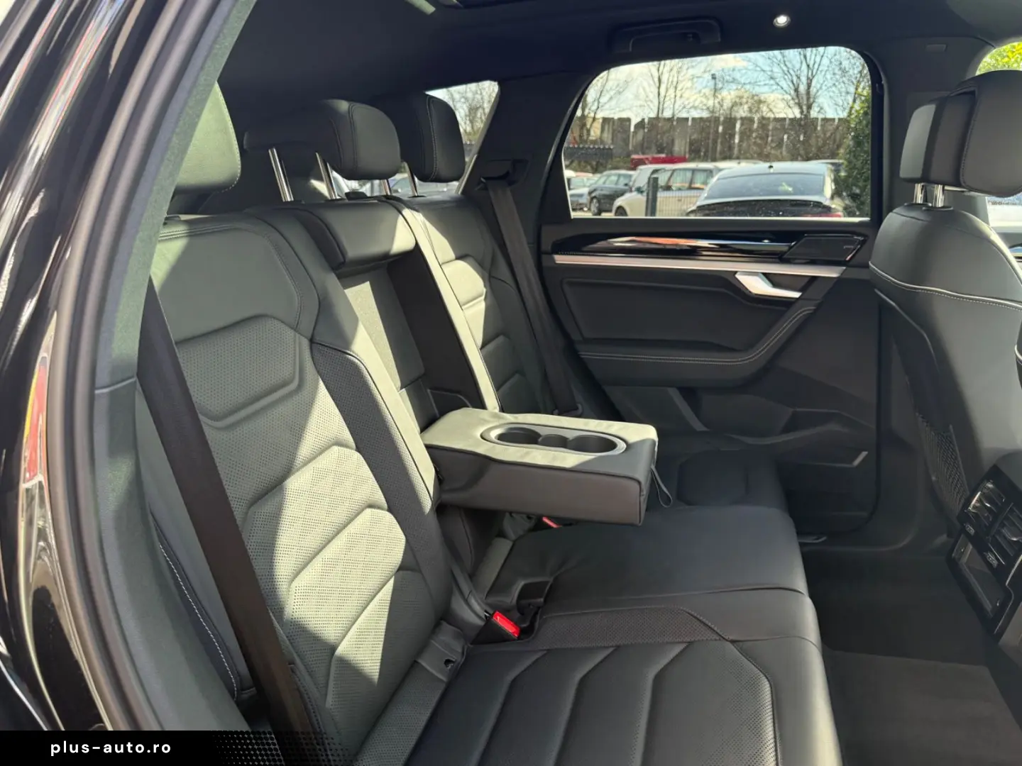 VW Touareg TDI Luft ACC Stdhzg AHK Pano Allradlenk