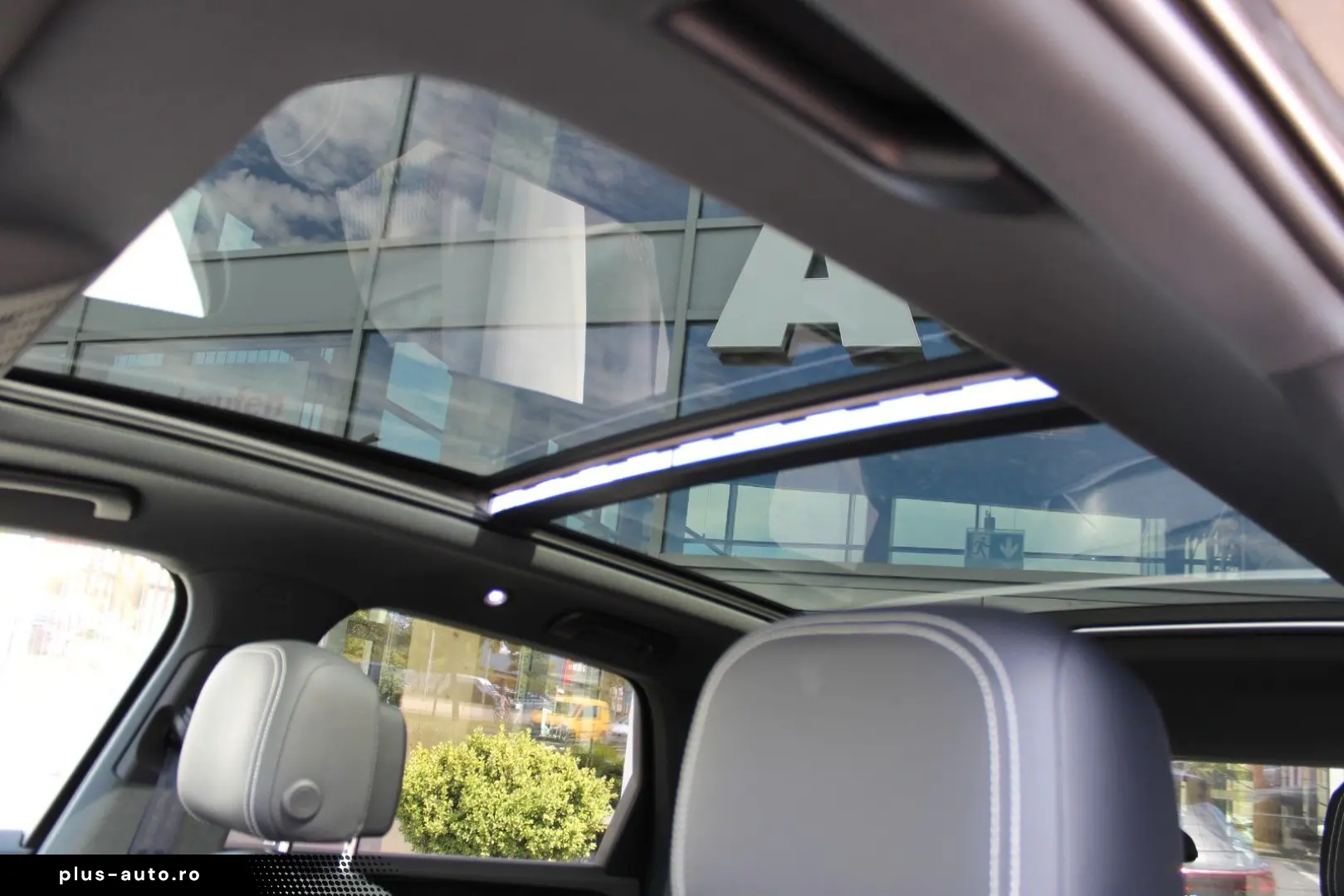 VW Touareg TDI Luft ACC Stdhzg AHK Pano Allradlenk