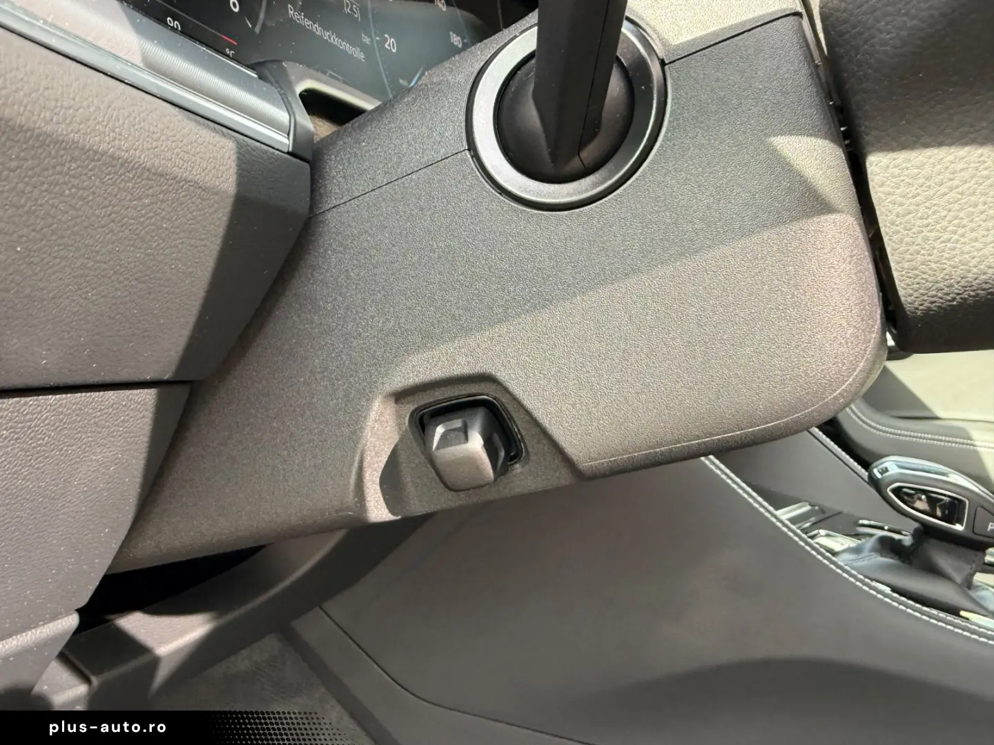 VW Touareg TDI Luft ACC Stdhzg AHK Pano Allradlenk