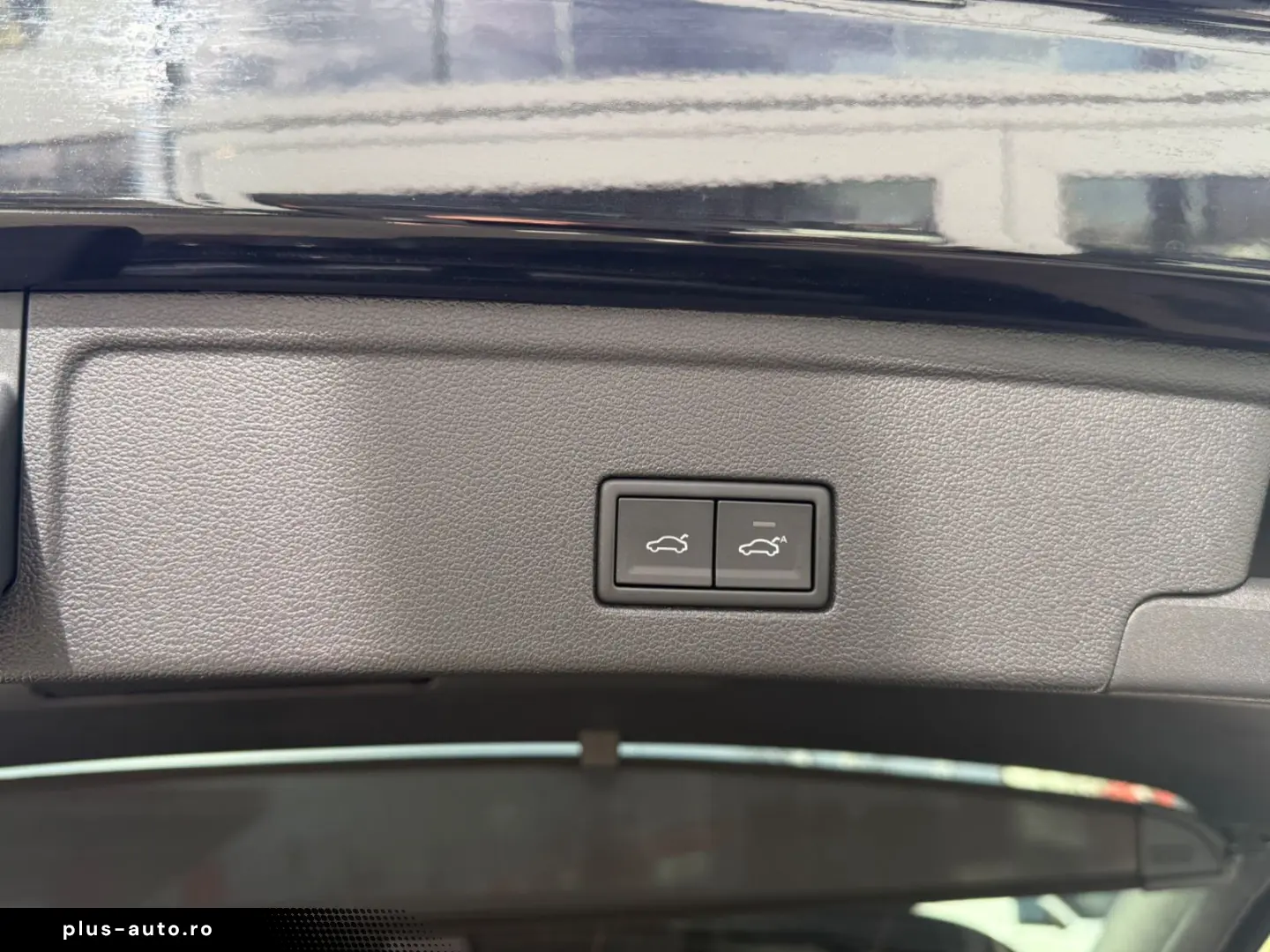 VW Touareg TDI Luft ACC Stdhzg AHK Pano Allradlenk