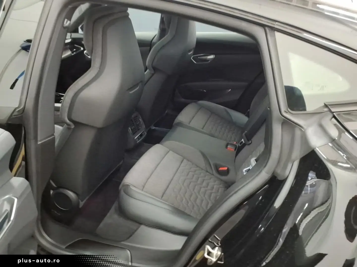 AUDI E-TRON GT BLACK 21Z MATRIX ACC HuD PANO B&O 360