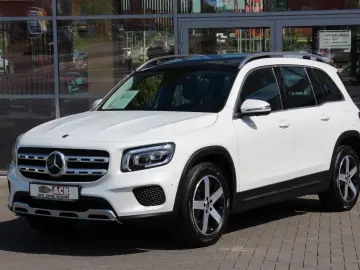 MERCEDES-BENZ GLB 220 d 4-M LED Pano Distronic Leder&hellip;
