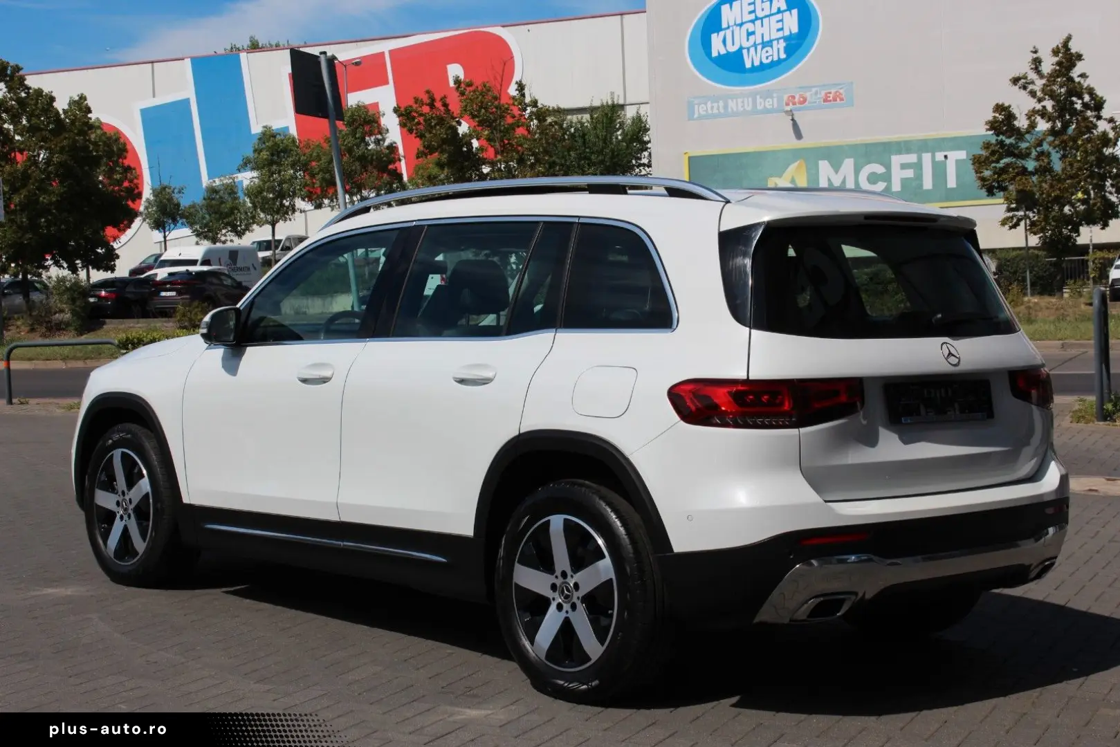 MERCEDES-BENZ GLB 220 d 4-M LED Pano Distronic Leder&hellip;