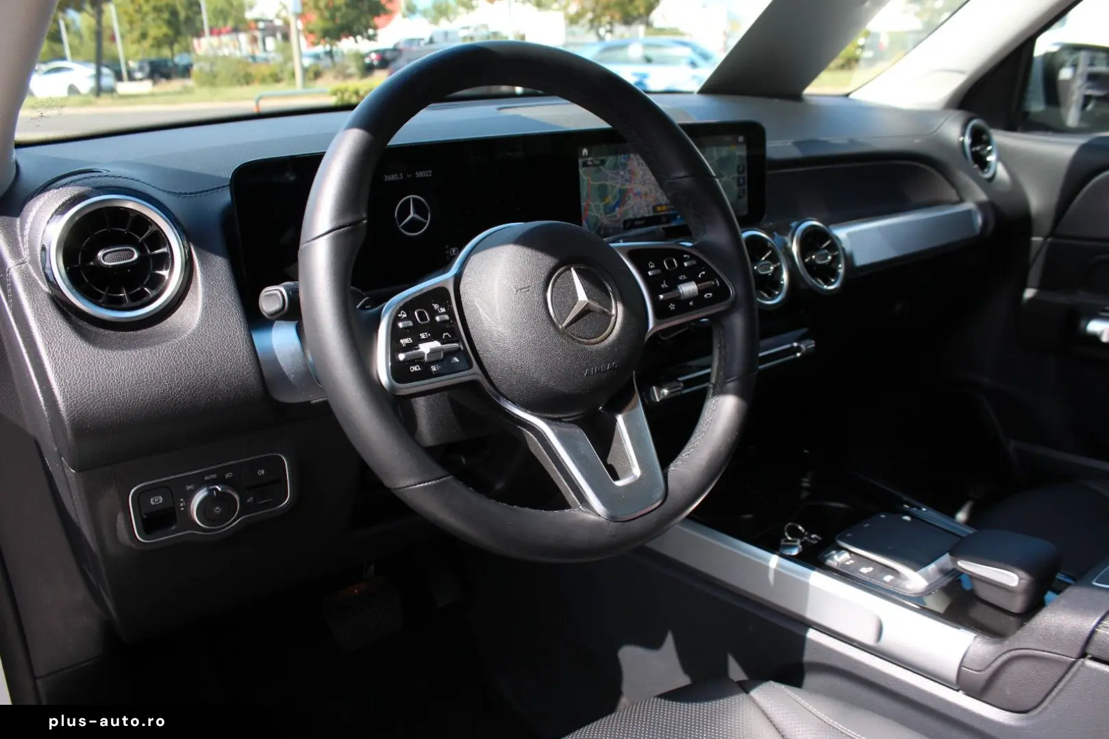 MERCEDES-BENZ GLB 220 d 4-M LED Pano Distronic Leder&hellip;