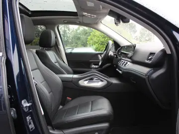 MERCEDES-BENZ GLE 350 de 4M AMG Line Distr. Pano Bur…