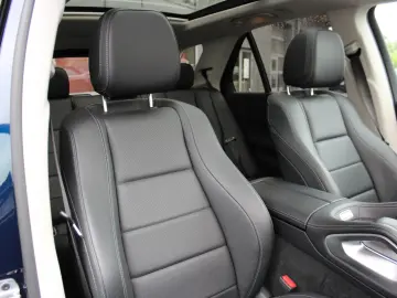 MERCEDES-BENZ GLE 350 de 4M AMG Line Distr. Pano Bur…