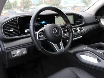 MERCEDES-BENZ GLE 350 de 4M AMG Line Distr. Pano Bur…
