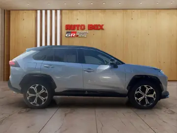 TOYOTA RAV4 Plug-in Hybrid 4x4