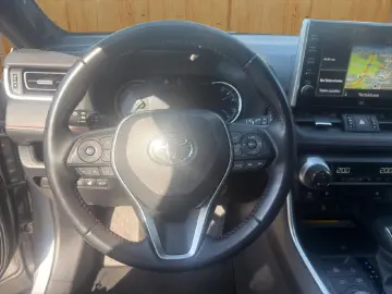 TOYOTA RAV4 Plug-in Hybrid 4x4