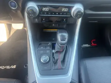 TOYOTA RAV4 Plug-in Hybrid 4x4