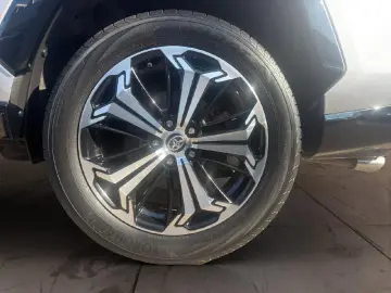 TOYOTA RAV4 Plug-in Hybrid 4x4
