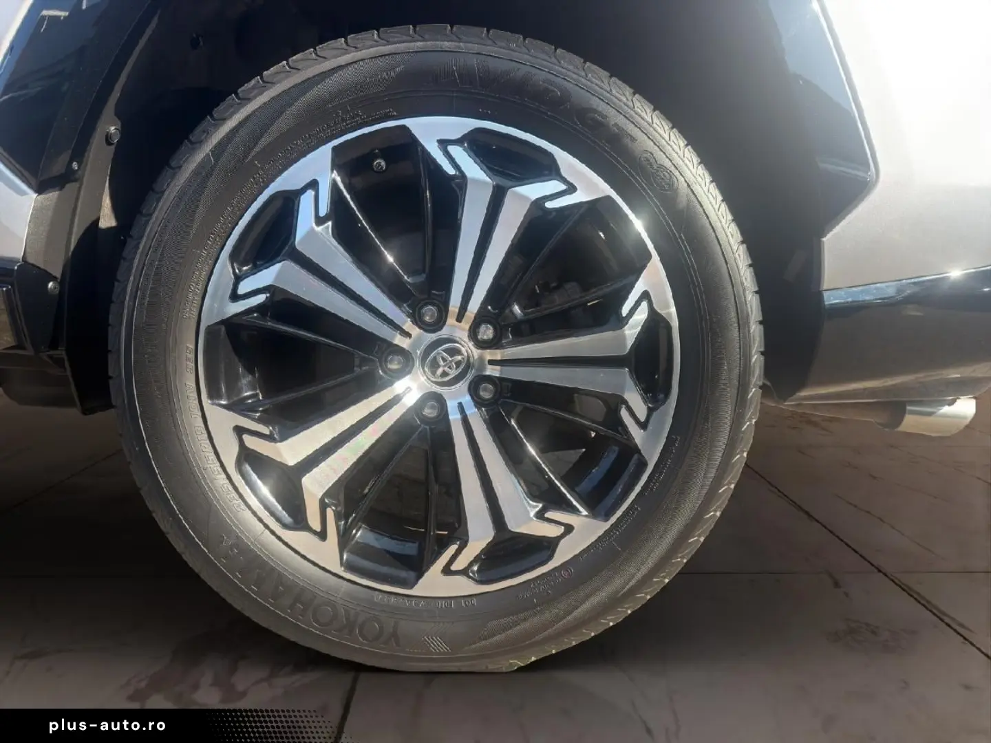 TOYOTA RAV4 Plug-in Hybrid 4x4