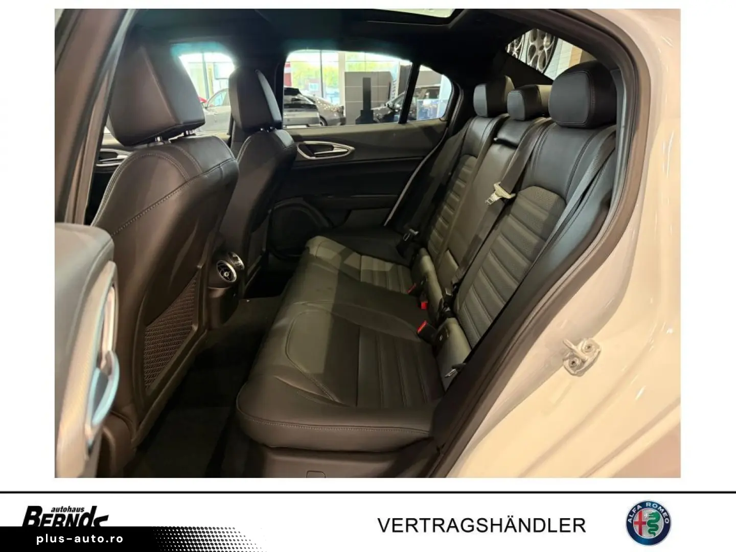 ALFA ROMEO Giulia 2.0T AT8-Q4 Veloce GLASSCHIEBEDACH TECHNO