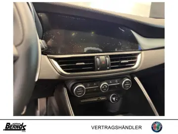 ALFA ROMEO Giulia 2.0T AT8-Q4 Veloce GLASSCHIEBEDACH TECHNO