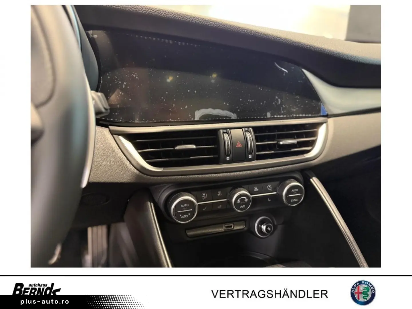 ALFA ROMEO Giulia 2.0T AT8-Q4 Veloce GLASSCHIEBEDACH TECHNO