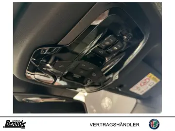 ALFA ROMEO Giulia 2.0T AT8-Q4 Veloce GLASSCHIEBEDACH TECHNO